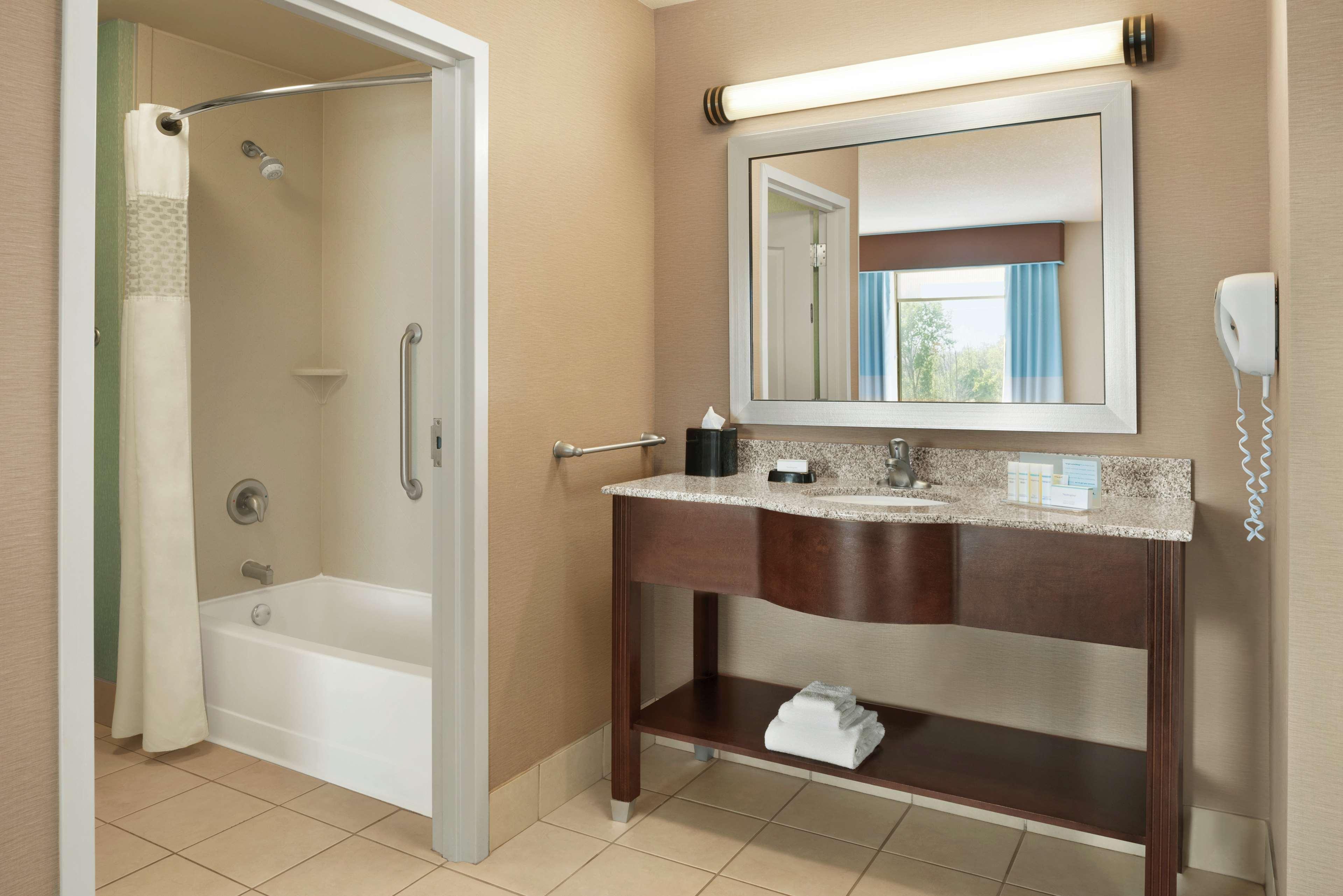 Hampton Inn & Suites Grafton Extérieur photo