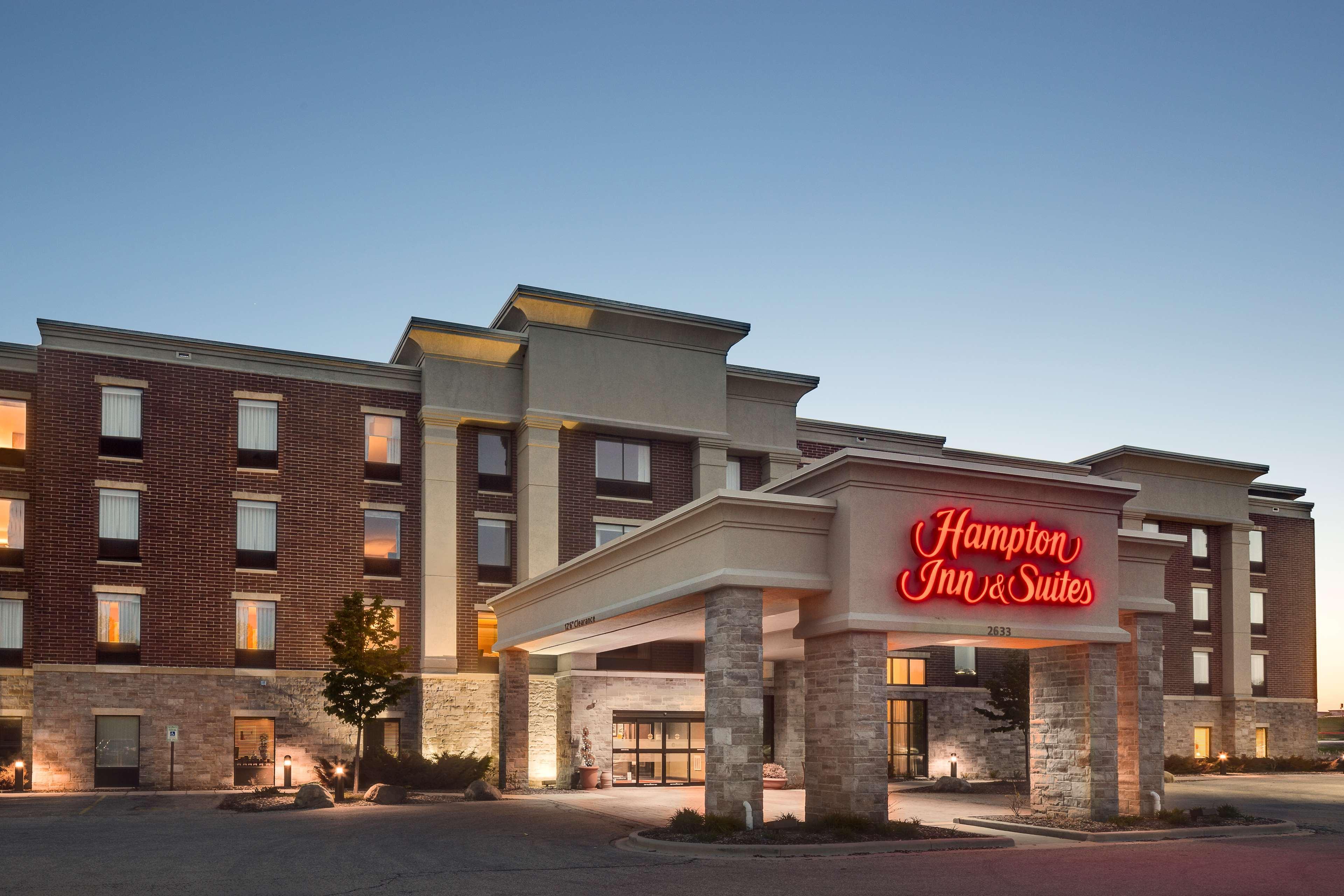 Hampton Inn & Suites Grafton Extérieur photo